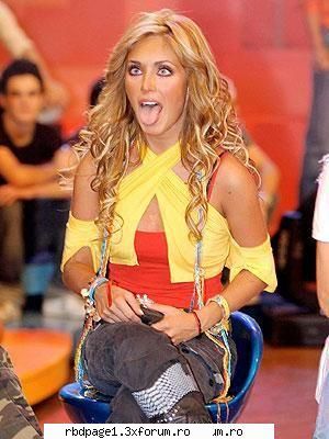 anahi - mumoasa noastra - Forum Demonstrativ